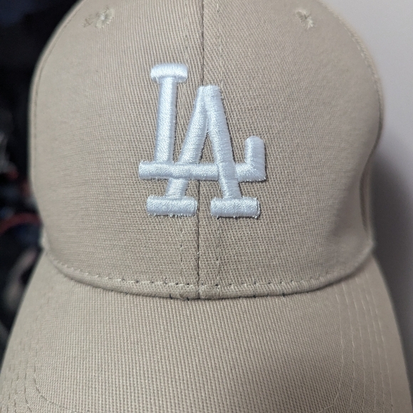 Beige neutral Baseball Hat - Picture 1 of 5